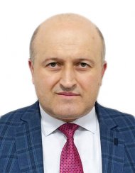 Про поновлення на посаді судді